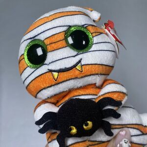 Ty Beanie Boos Mumford holding Spider 6" Plush Halloween stuffed animal🔥